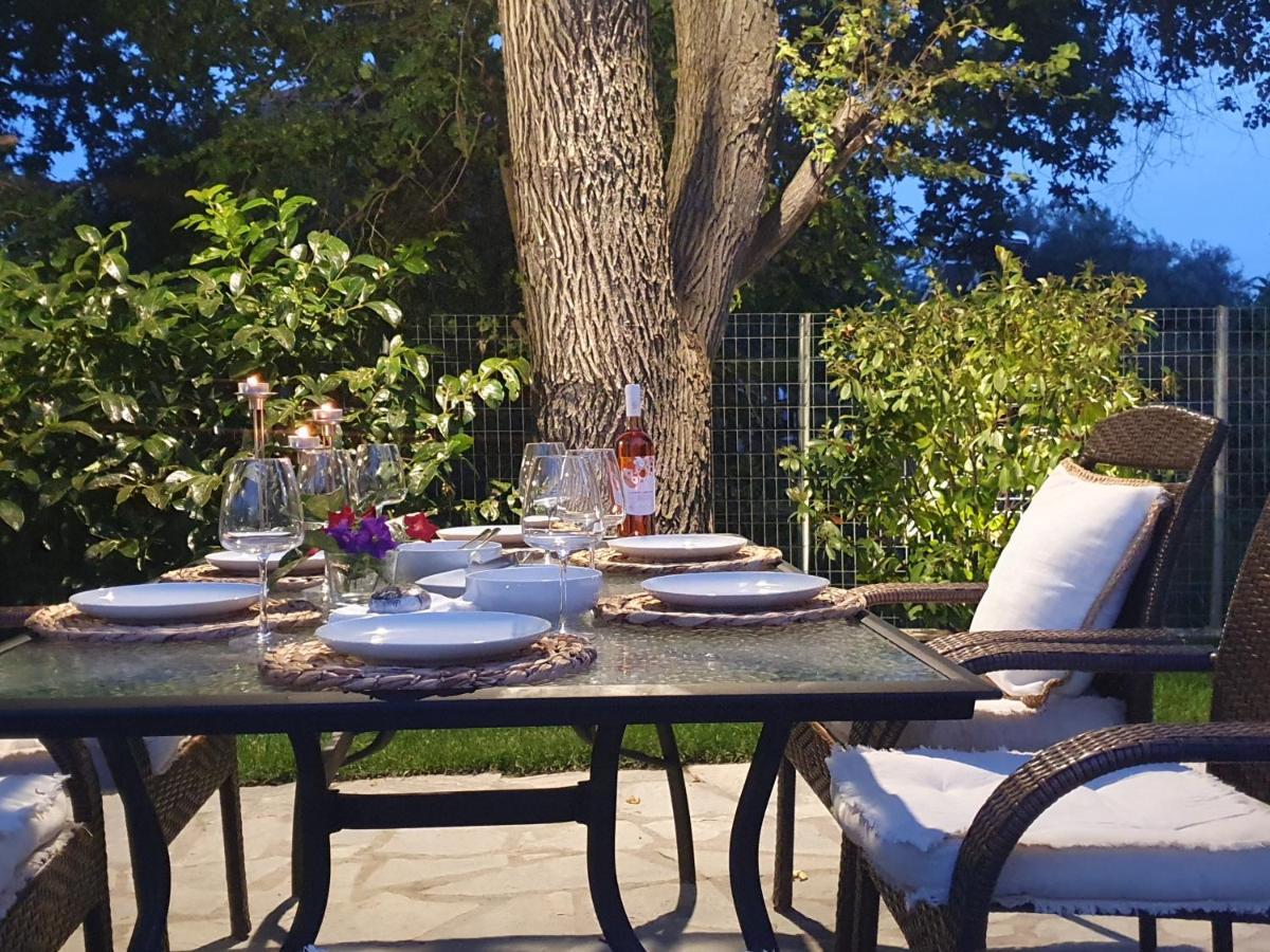 Villa Dioni Luxury House Nea Iraklitsa Esterno foto